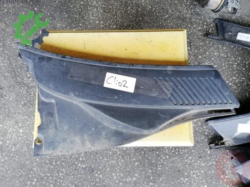 Renault Clio Ön Cam Izgarası çıkma parça