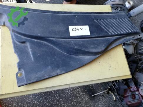 Renault Clio Ön Cam Izgarası çıkma parça