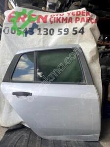 Renault Clio sağ arka kapı