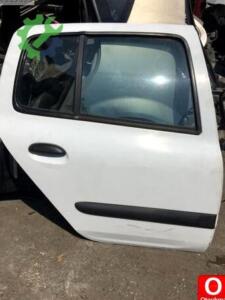 Renault Clio sağ arka kapı döşemesi orjinal çıkma
