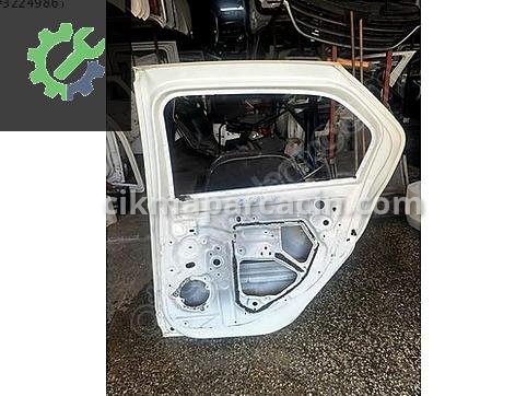 Renault Clio Sağ Arka Kapı çıkma parça