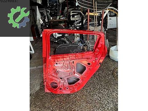Renault Clio Sağ Ön Kapı çıkma parça