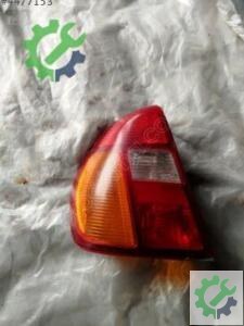 Renault Clio sembol sol stop camı