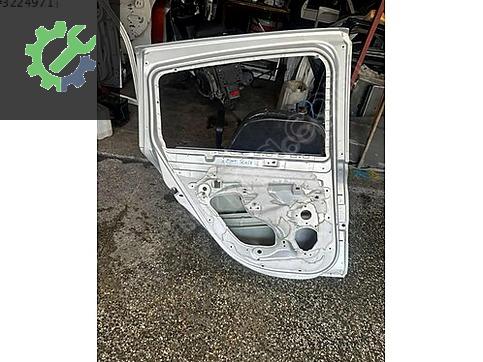 Renault Clio Sol Arka Kapı çıkma parça