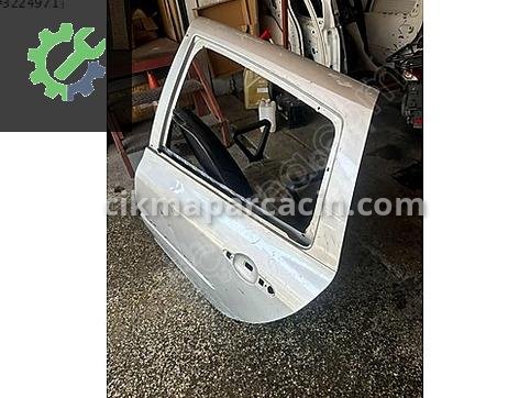 Renault Clio Sol Arka Kapı çıkma parça
