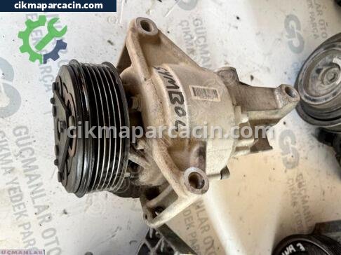 Renault Clio Klima Kompresörü çıkma parça