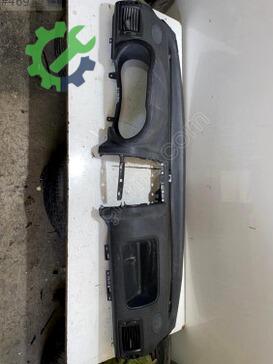 Renault Clio Torpido çıkma parça