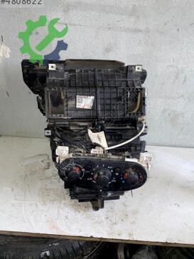 Renault Symbol Kalorifer Kutusu çıkma parça