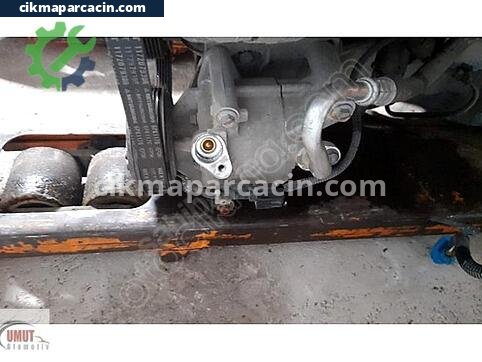 Renault Clio Klima Kompresörü çıkma parça