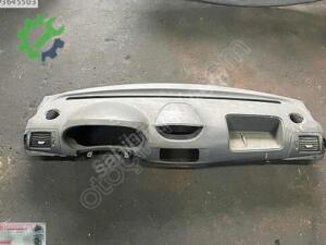 Renault Clio 2020-2024 Torpido Çıkma (2. Adet)