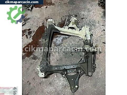Renault Clio Travers çıkma parça