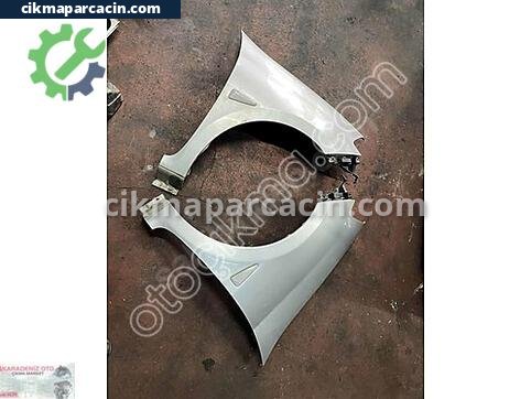 Renault Clio Çamurluk çıkma parça