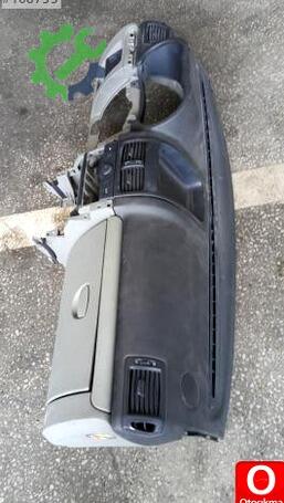 Renault Clio Torpido Kapağı çıkma parça