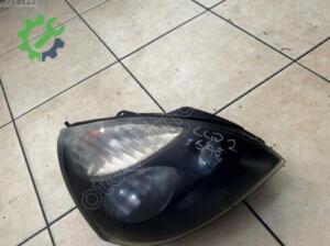 Renault Clio 2025 Sağ Ön Far Çıkma