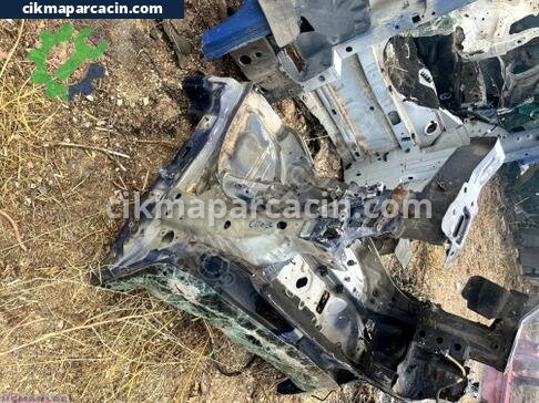 Renault Clio Ön Şasi çıkma parça