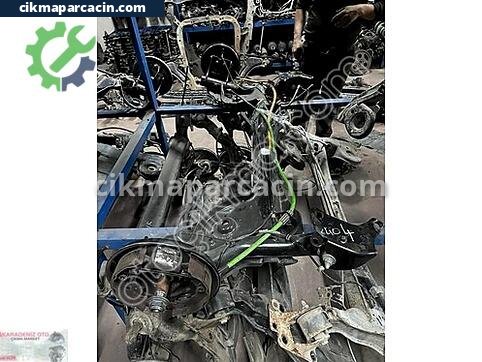 Renault Clio Arka Dingil çıkma parça