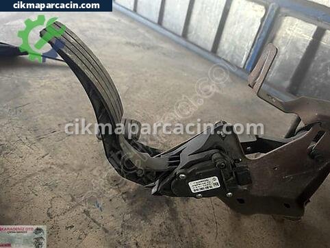 Renault Clio Gaz Teli çıkma parça