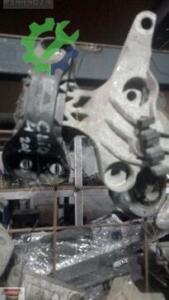 Renault Clio Motor Takozu & Kulağı Çıkma