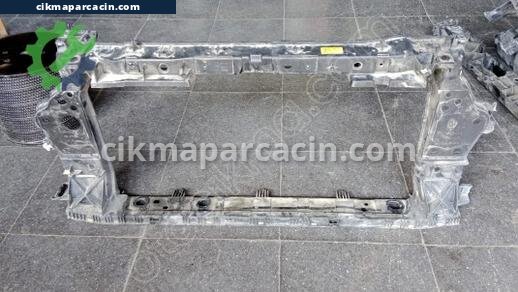 Renault Clio Ön Panel çıkma parça