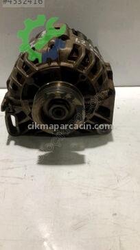 Dacia Logan Şarj Dinamosu 8200778246-B çıkma parça