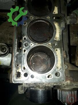 2000 Renault R 19 Yarım Motor Çıkma Parça Ankara