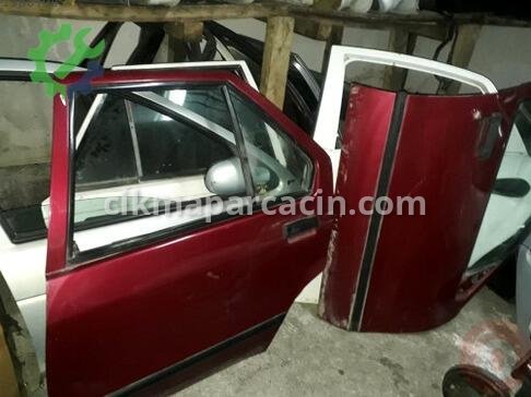 Renault R19 Sol Ön Kapı çıkma parça