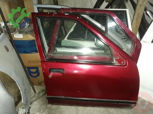 Renault R 19 Sağ Ön Kapı çıkma parça