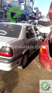 Renault R19 Sol Ön Kapı çıkma parça