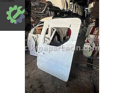Renault Express Sol Sürgülü Kapı çıkma parça