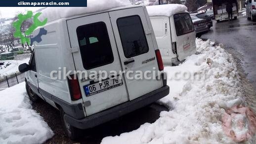 Renault Express Bagaj Kapağı çıkma parça