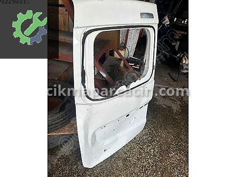 Renault Express Bagaj Kapağı çıkma parça