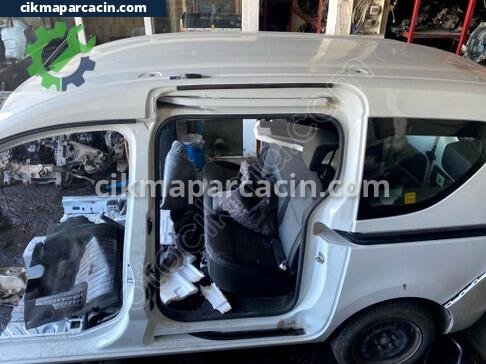 Renault Express Arka Tavan Sacı çıkma parça