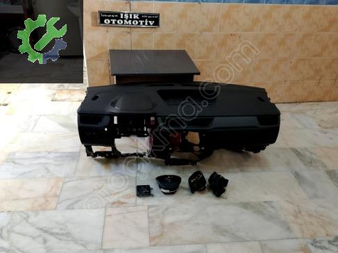 Renault Express Torpido çıkma parça
