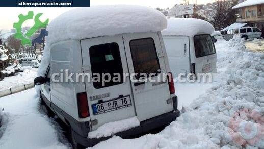 Renault Express Yağ Pompası çıkma parça
