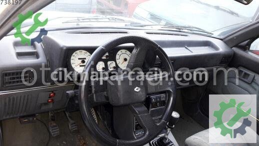Renault R9 Torpido çıkma parça