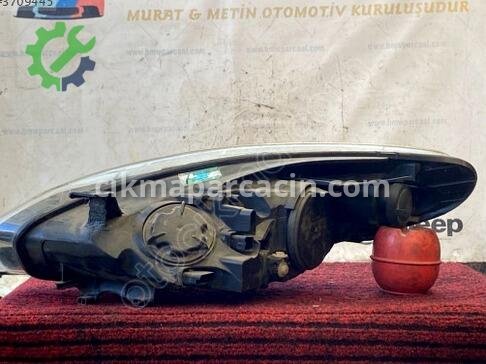 Renault Fluence Sağ Ön Far çıkma parça