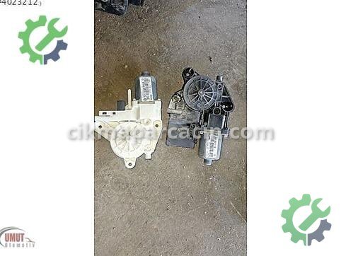 Renault Fluence Sağ Ön Kapı Camı çıkma parça