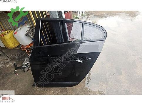 Renault Fluence Sol Arka Kapı çıkma parça