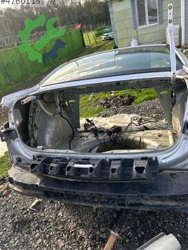 Renault Fluence Arka Panel çıkma parça
