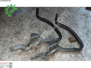 Renault Fluence Kapı Menteşesi Çıkma