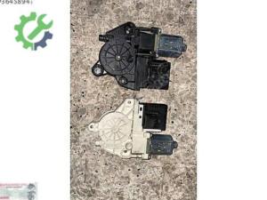 Renault Fluence Orijinal Çıkma Cam Motoru