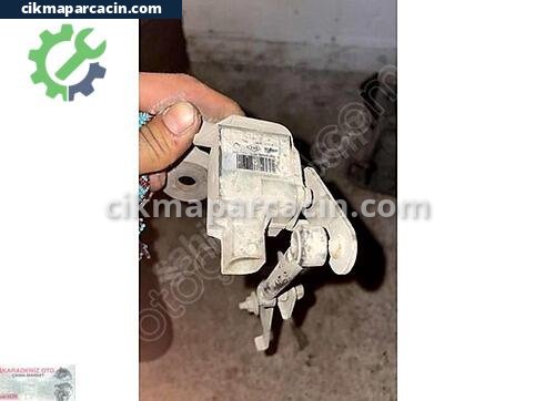 Renault Fluence Motor Beyni çıkma parça