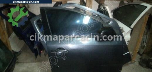 Renault Fluence Sağ Kapı çıkma parça