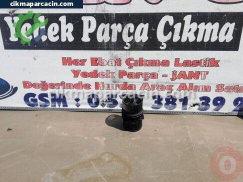Renault Fluence Kalorifer Motoru çıkma parça