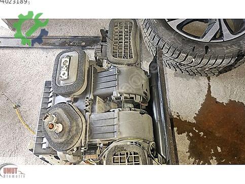 Renault Fluence Kalorifer Kutusu çıkma parça