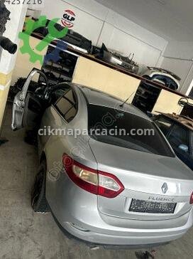 Renault Fluence Kesme Tavan Sacı çıkma parça