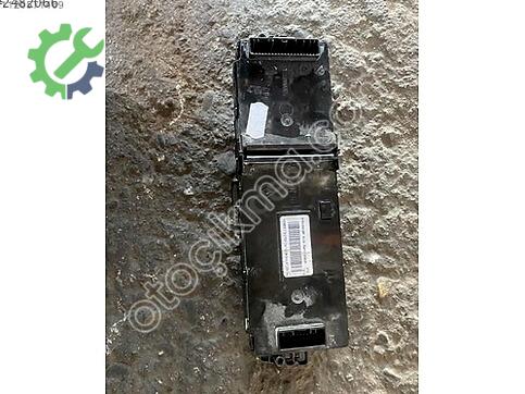 Renault Fluence Kalorifer Kontrol Paneli çıkma parça