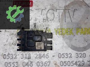 RENAULT FLUENCE MEGANE III Akü Kutup Başı Kesme Kutusu 243800011R