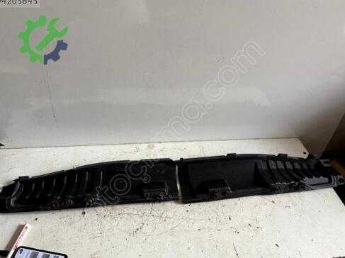 Renault Fluence Ön Cam Izgarası çıkma parça