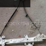 Renault Fluence sağ arka kapı cam motoru ve mekanizması